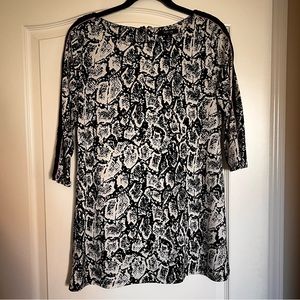 Style & Co Black and White Top (Size Petite Large)